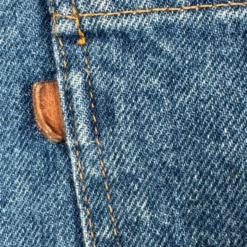 VTG 90's Levi's 540 Relaxed Fit 100% Cotton Brown Tab Men's Denim‎ Jeans 46x30
